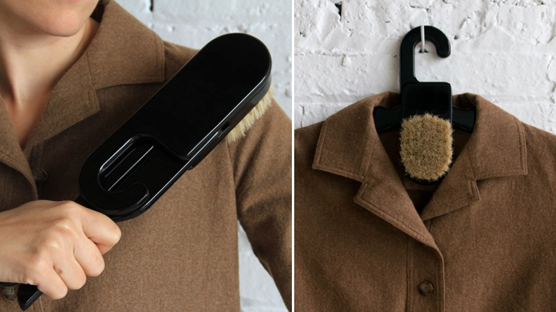 Illustration for article titled Hanger Brush Keeps Your Blazer Looking Spiffy